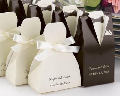 An example of wedding favors.